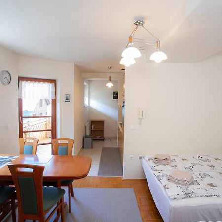 Apartment Tinka Kranjska Gora Rum bild