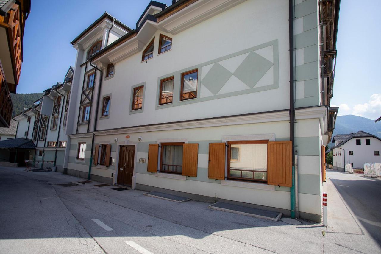 Apartment Tinka Kranjska Gora Exteriör bild