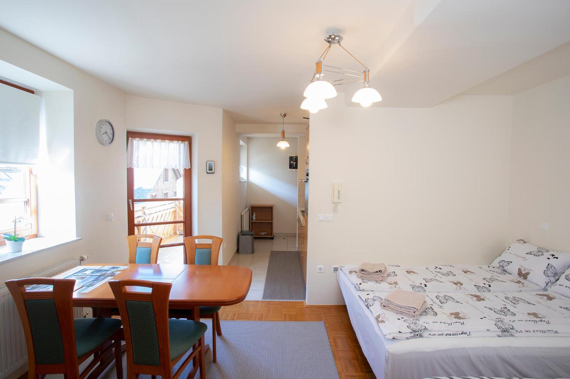 Apartment Tinka Kranjska Gora Rum bild